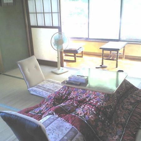 Minshuku Yuraku Hotel Aoki Exterior foto