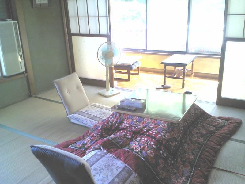 Minshuku Yuraku Hotel Aoki Exterior foto